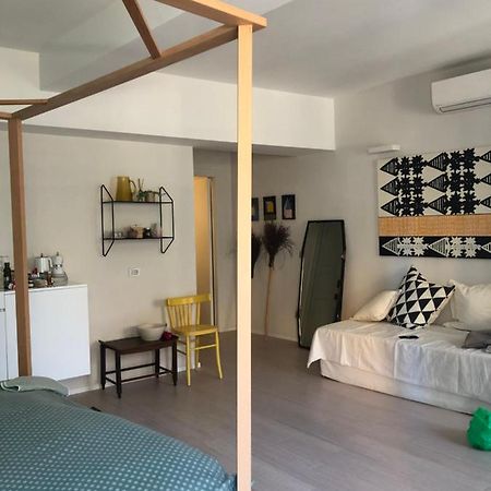Casa Minu Santa Chiara Hotel กาญารี ภายนอก รูปภาพ