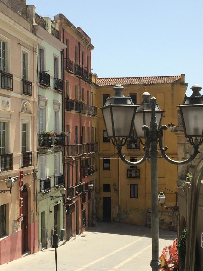 Casa Minu Santa Chiara Hotel กาญารี ภายนอก รูปภาพ